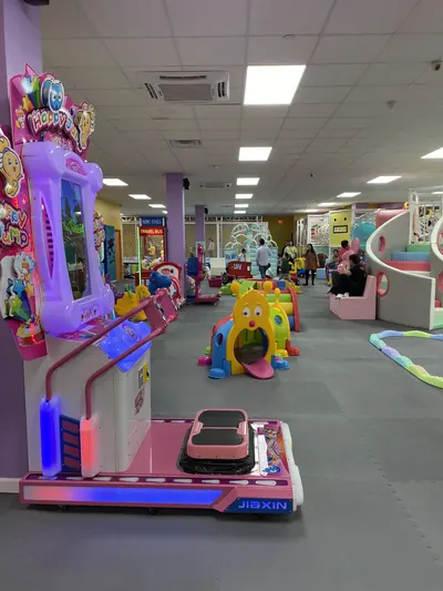 Rainbow Castle Indoor Playground birthday party venue in Flushing, NY